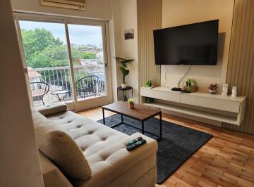 Departamento · 47m² · 3 Ambientes · Excelente Depto 3 Amb Al Frente Refaccionado!