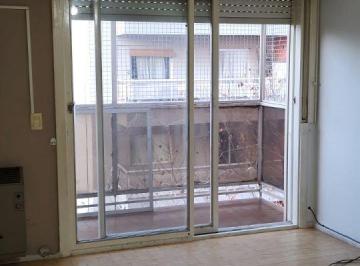 Departamento de 2 ambientes, Tres de Febrero · Departamento 2 Ambientes Quinto Piso Al Frente Apto Credito
