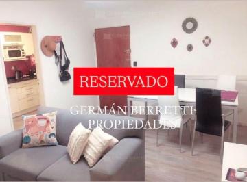 Departamento · 45m² · 2 Ambientes · 1 Cochera · Departamento en Venta Ubicado en Lanús Este, Lanús, G. B. a. Zona Sur