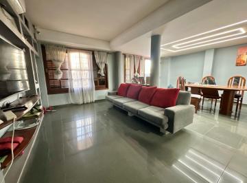 Casa · 287m² · 5 Ambientes · 3 Cocheras · Vendo Casa Mejor Ubicacion Crisol Sud 4 Dorm