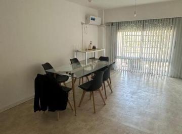 Departamento · 110ha · 8 Ambientes · 1 Cochera · General Paz | Depto en Venta | 24 de Septiembre 715