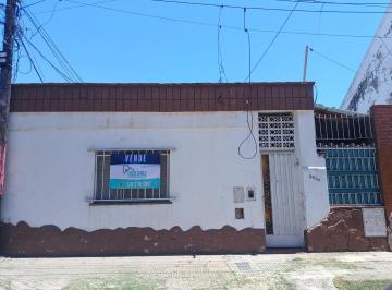 Casa · 117m² · 3 Ambientes · Casa en Venta Al Frente en Zona Sur