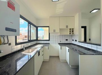 Casa en Venta de 4 ambientes DOCTA · Venta Casa 3 Dorm 150 m² Terr - 160 m² Cub Docta Av Malagueño