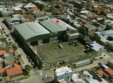 Bodega-Galpón · 2600m² · Galpón Industrial 2600 m² en Fracción de 5200 m² - Frente a 3 Calles - C/ Red de Incendio - San Justo