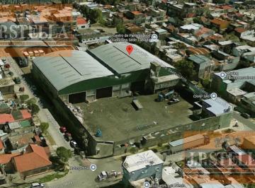 Bodega-Galpón · 2600m² · Galpón Industrial 2600 m² en Fracción de 5200 m² - Frente a 3 Calles - C/ Red de Incendio - San Justo