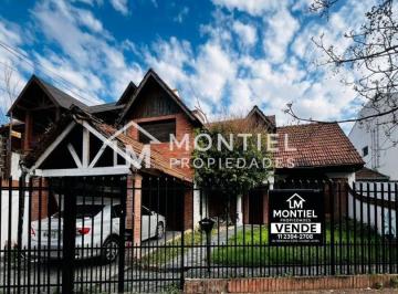 Casa · 160m² · 6 Ambientes · 2 Cocheras · Casa Chalet en Venta en Ciudad Jardin, Tres de Febrero, G. B. a. Zona Oeste