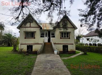 Casa · 120m² · 6 Ambientes · Casa Venta en Islas del Delta de Tigre
