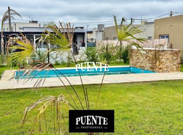 Casa · 63m² · 3 Ambientes · 2 Cocheras · Casa en Laguna Azul II a m del Ingreso