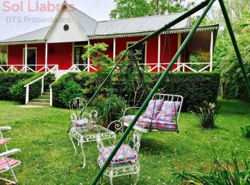 Casa · 90m² · 5 Ambientes · Casa en Venta en El Delta de Tigre - Río Carapachay Al 110