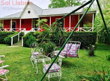 Casa · 90m² · 5 Ambientes · Casa en Venta en El Delta de Tigre - Río Carapachay Al 110