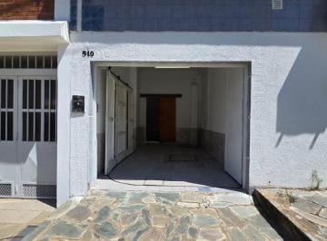 Local comercial · 18m² · Locales - a La Calle - Centro, Resistencia