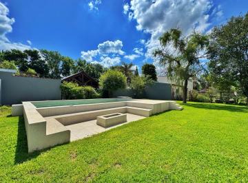 Casa · 76m² · 3 Ambientes · Casa a Estrenar en Country Profesional en Funes - Parque Pileta Galeria Parrillero