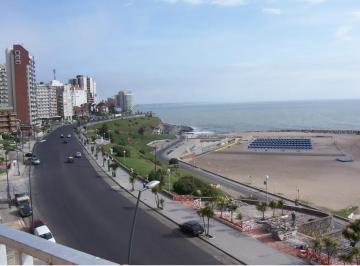 Departamento de 3 ambientes, Mar del Plata · Varese Exclusivo Departamento con Vista Al Mar y Terraza
