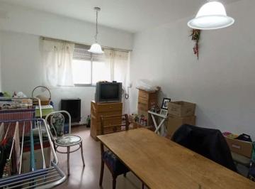 Departamento · 55m² · 3 Ambientes · Erne Vende Departamento Tres Ambientes. Chauvin.