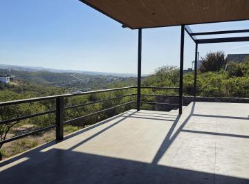 Casa · 330m² · Casa en Venta La Deseada a Estrenar 3 Dorm.