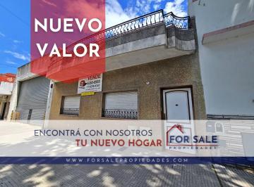 Casa de 3 ambientes, Monte Castro · Lote Propio Edificable + 2 PH Independientes | Renta Inmediata + 660 m² Vendibles – Monte Castro