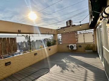 Departamento · 211m² · 6 Ambientes · 1 Cochera · Cordoba 2168