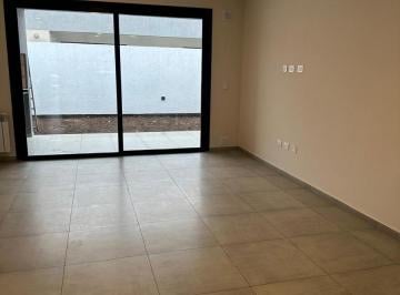 PH · 108m² · 5 Ambientes · 1 Cochera · PH en San Ignacio Village