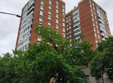 Departamento de 4 ambientes, Bahía Blanca · Departamento de 2 Dorm. en Venta - Casanova 48