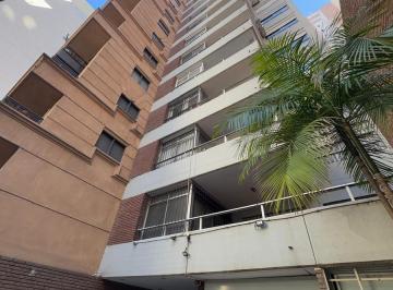 Departamento · 113m² · 5 Ambientes · 1 Cochera · Se Vende Piso de 3 Dorm. en Nueva Córdoba - Cochera - San Lorenzo Al 500 - Ubicación Excepcional