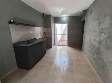 Departamento · 250m² · 2 Ambientes · Casa Deparetamento - Mismo Terreno - Peru Al 900 - Guemes
