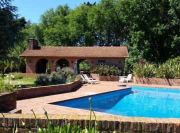 Quinta vacacional · 38700m² · 10 Ambientes · Chacra de 3.8 Ha Ideal Para: Colegio Privado, Hotel con Spa, Residencia de Mayores, Hotel de Campo