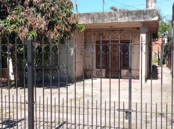 Casa · 80m² · 3 Ambientes · Casa a Reciclar en Venta