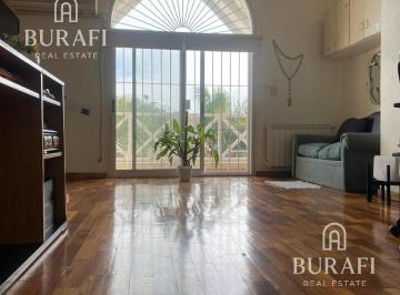 PH · 177m² · 5 Ambientes · 1 Cochera · Venta Triplex 5 Ambientes con Patio y Parrilla en Olivos