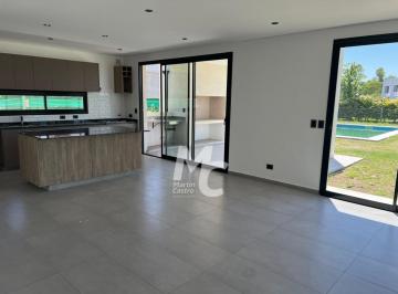Casa · 160m² · 6 Ambientes · Casa en Venta en San Pablo