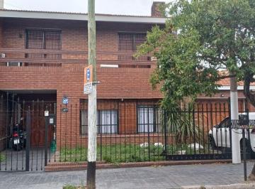 Casa de 7 ambientes, Córdoba · Reciclada! Casa 3 Dorm, Escritorio y Piscina a m de Av Nuñez