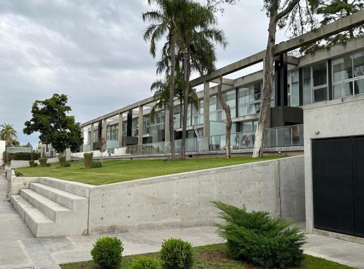 Casa · 160m² · 4 Ambientes · 1 Cochera