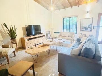 Casa · 294m² · 3 Ambientes · 2 Cocheras · Casa 3 Ambientes Venta, Barrio El Remanso, Exaltación de La Cruz