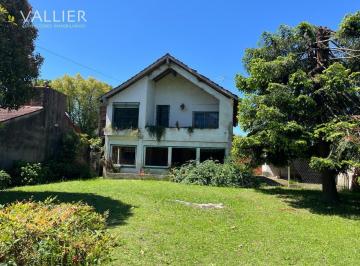 Quinta vacacional · 239m² · 10 Ambientes · 3 Cocheras · Casa Quinta en Venta en del Viso, Pilar, G. B. a. Zona Norte