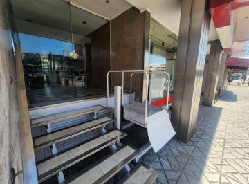 Departamento de 4 ambientes, Lanús · Departamento en Venta Sobre Av Hipólito Yrigoyen, Lanús