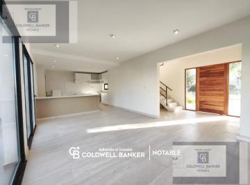 Casa · 200m² · 5 Ambientes · 1 Cochera · Venta / Casa 200 m ² Barrio Privado Haras Santa Maria (Financia 50%)
