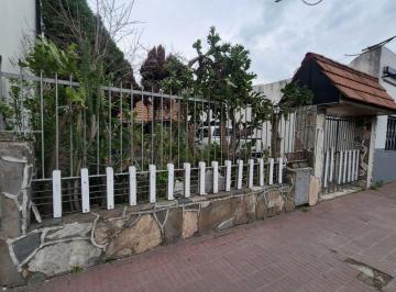 Casa de 4 ambientes, Lanús · Casa en Venta con Cochera en Lanús Oeste