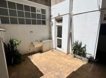 PH · 59ha · 3 Ambientes · PH en Viamonte 2075
