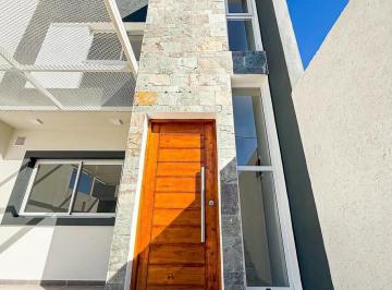 Casa · 125m² · Duplex en Pozo Docta Central