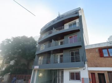 Departamento · 90m² · 3 Ambientes · Departamento Dos Dorm. en Venta Alto Alberdi