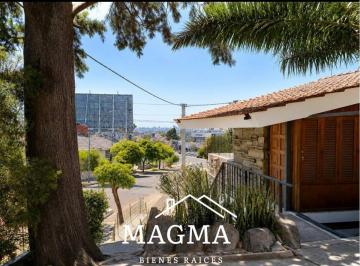 Casa de 7 ambientes, Córdoba · Casa en Venta Cerro de Las Rosas!
