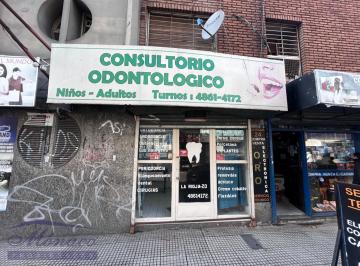 Local comercial · 70m² · 2 Ambientes · Local a La Calle Vidriera, Sotano a m de Once