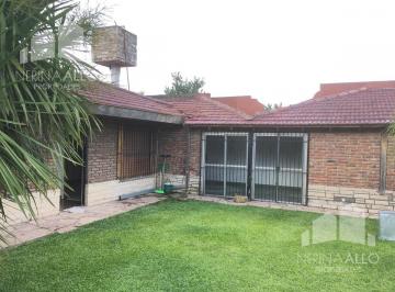 Terreno · 75m² · 4 Ambientes · 1 Cochera · Casa - Ituzaingó