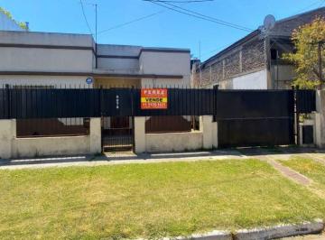 Casa de 3 ambientes, Berazategui · Casa en Venta con Terreno Libre, Oportunidad Rebajada! Lote 12x30 m. Hudson