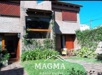Casa de 12 ambientes, Córdoba · Casa + Depto en Venta en Cerro de Las Rosas! Apto a Crédito!