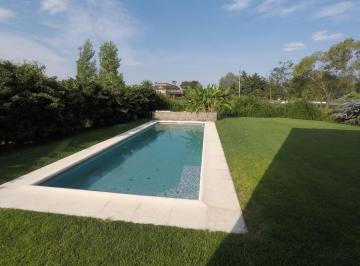 Casa · 178m² · 7 Ambientes · Casa en Venta o Alquiler Altos de Campo Grande Pilar