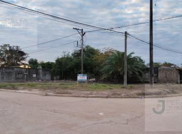 esquina · Terreno en Villa Angela
