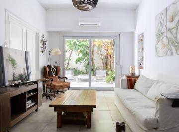 Departamento · 135m² · 4 Ambientes · 1 Cochera · Av Callao y Vicente López