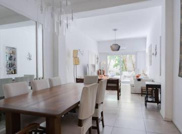 Departamento · 135m² · 4 Ambientes · 1 Cochera · Av Callao y Vicente López