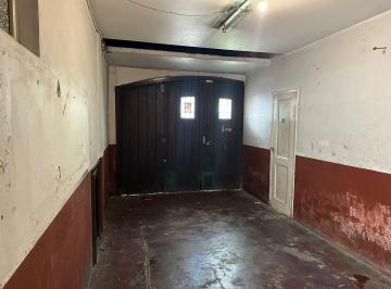 Casa · 200m² · 6 Ambientes · 1 Cochera · Casa en Alquiler Comercial