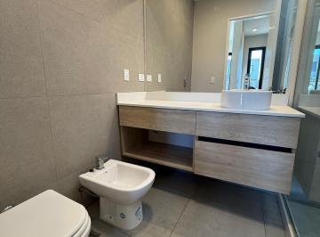 Casa · 112m² · 3 Ambientes · 1 Cochera · Duplex 2 Dorm en Venta San Ignacio Village